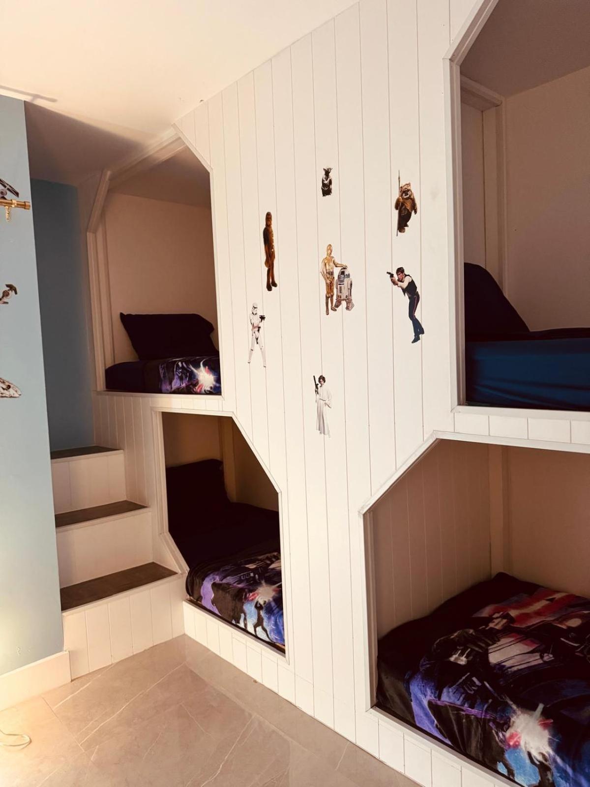 Atrium Hostel Design District Майами Экстерьер фото